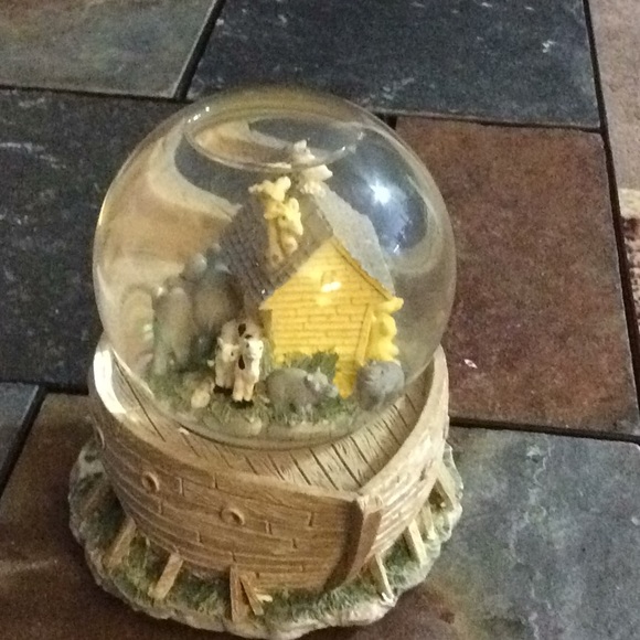 COPY - Vintage Westland Noah’s Ark Snow Globe - Picture 4 of 6